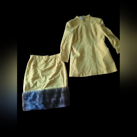 Vintage 1960s Travilla Yellow Skirt and Jacket Set with Fur Trim 16 - Picture 1 of 7